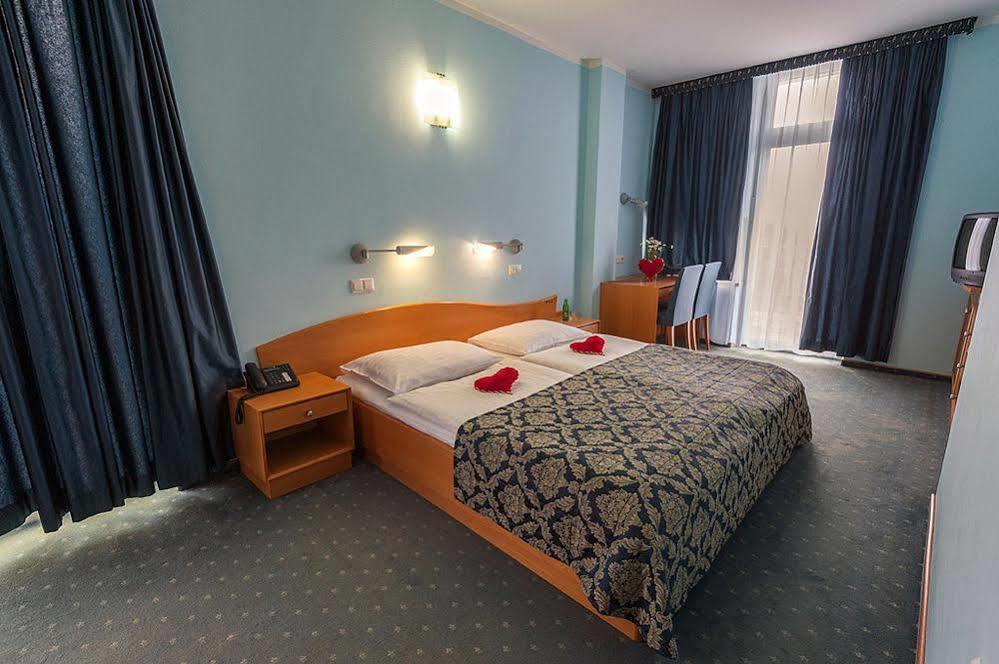 Hotel Izvir - Sava Hotels & Resorts Radenci Buitenkant foto